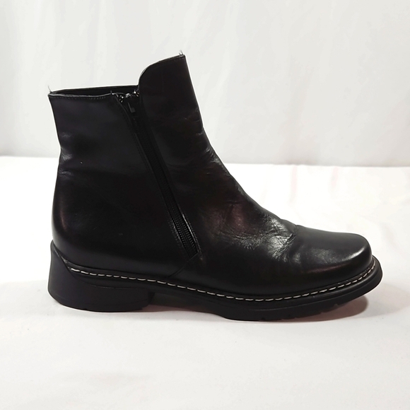 Kenneth Cole Reaction Black Leather Mens Boots Size 38 /6.5 - Picture 1 of 9